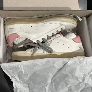 Golden Goose Superstar Low-Top Sneaker